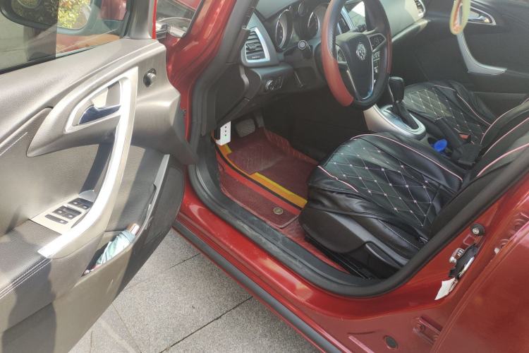 Used Buick GT 2013 XT 1.6L Automatic Fashion Edition
