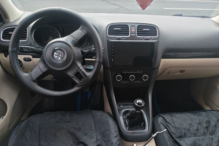 Used Volkswagen Golf 2011 1.6 Manual Comfort Model
