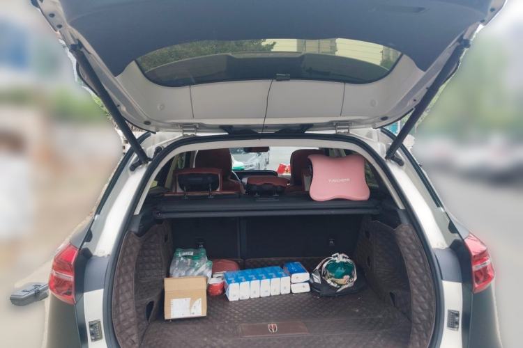 Used Hongqi HS5 2022 Revised Version 2.0T Smart Connect Flagship Edition
