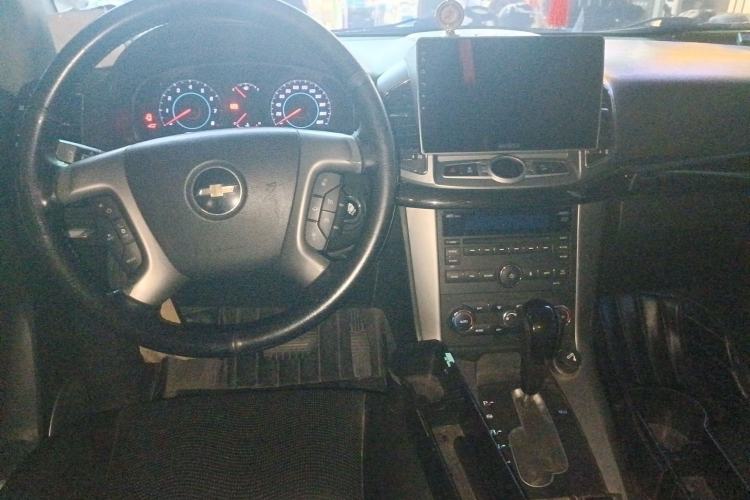 Used Chevrolet Captiva 2014 2.4L 4x4 Flagship Edition 7 Seats
