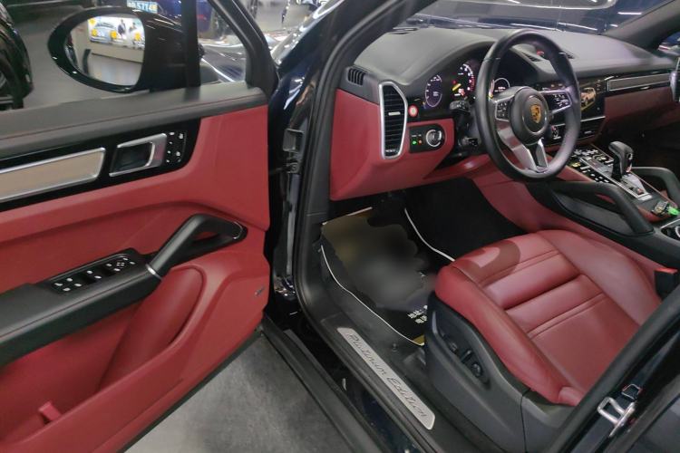 Used Porsche Cayenne E-Hybrid 2022 Cayenne E-Hybrid 2.0T Platinum Edition
