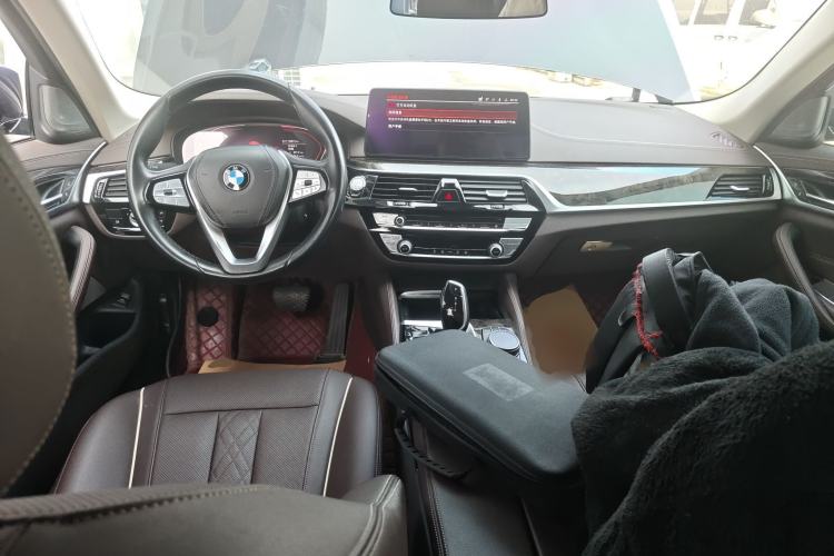 Used BMW 5 Series 2021 525Li Luxury Package Center Console