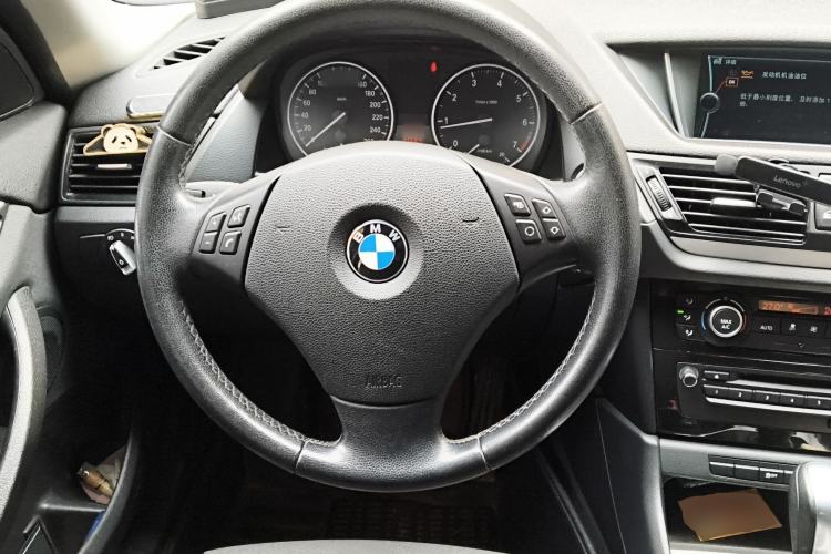 Used BMW X1 2013 sDrive18i Leading Model
