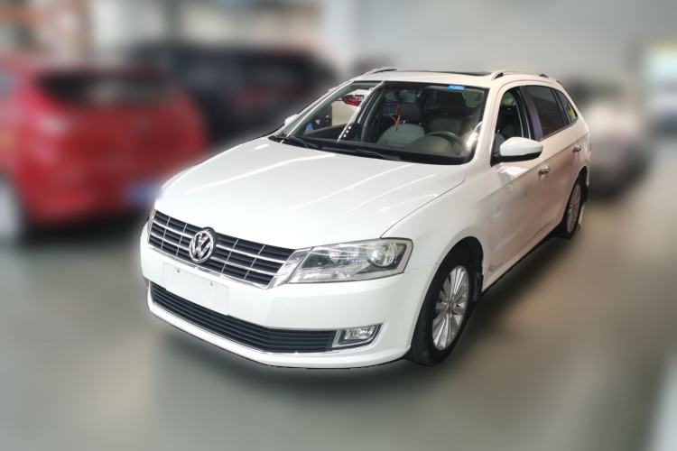 Used Volkswagen Gran Lavida 2014 1.6L Automatic Sport Edition