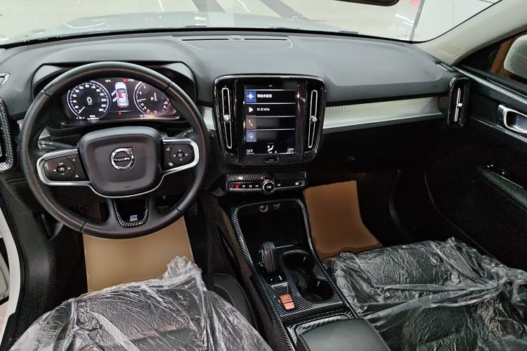 Used Volvo XC40 2020 T3 Smart & Stylish Edition Center Console