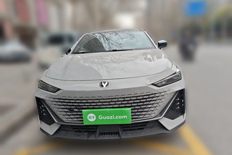 Used CHANGAN UNI-V 2023 1.5T Premium Model Front