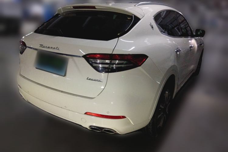 Used Maserati Levante 2022 2.0T GT Sharp Edition Rear Right 45 Deg