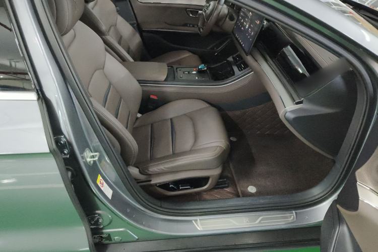 Used BYD Han 2020 EV Long-Range Luxury Model Right Front Seat