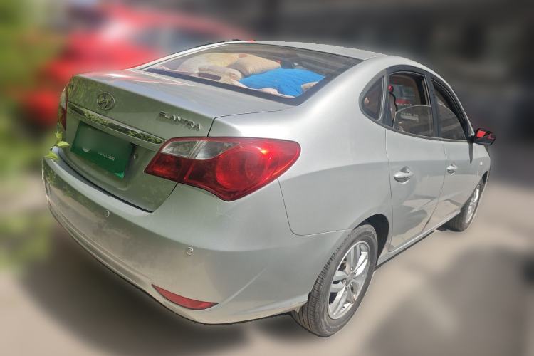 Used Hyundai Celesta 2011 1.6L Manual Comfort Edition Rear Right 45 Deg