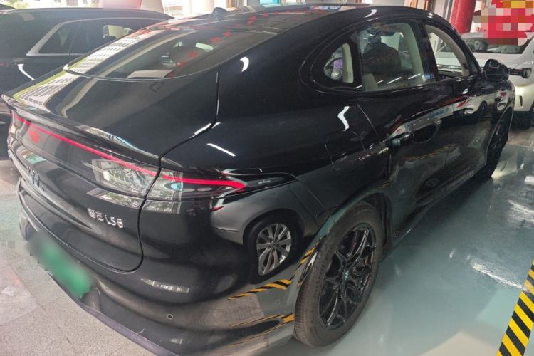 Used IM LS6 2026 Model Range-Extending 66 Max+ Rear Right 45 Deg