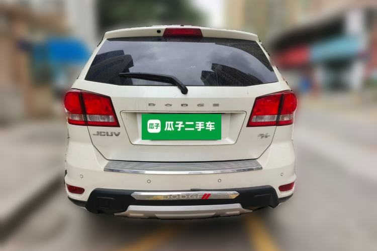 Used Dodge Journey 2013 2.4L Two-Wheel Drive Luxury Version Rear