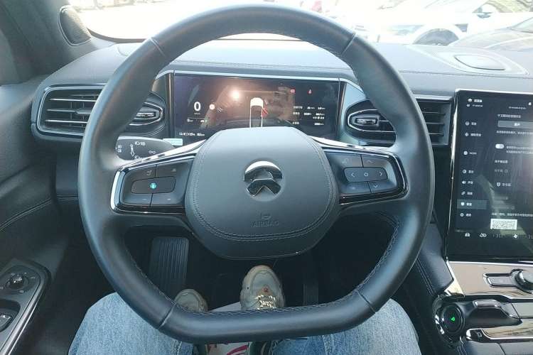 Used Nio ES8 2022 100 kWh 7-Seater Version