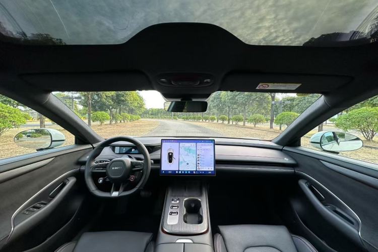 Used Xiaomi Auto SU7 2024 Rear-Drive Long-Range Intelligent Driving Version
