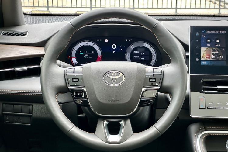 Used Toyota Avalon 2024 2.0L Luxury Edition
