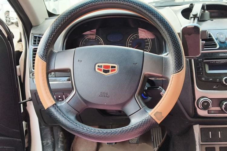 Used Geely Auto Classic Emgrand 2013 Hatchback 1.5L Manual Entry-Level Model
