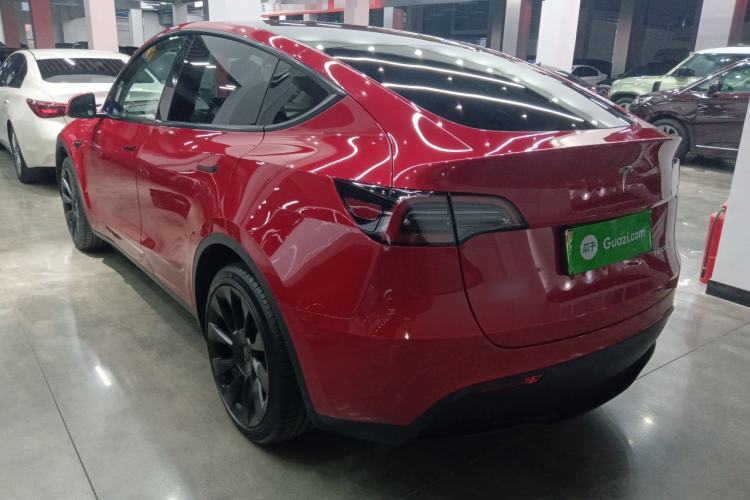 Used Tesla Model Y 2023 Long-Range All-Wheel-Drive Version
