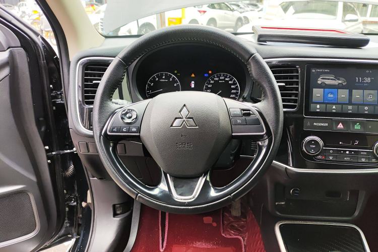Used Mitsubishi Outlander 2021 Revised Version 2.0L Two-Wheel Drive Enjoyment Edition 5 Seats

