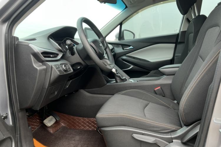 Used Chevrolet Orlando 2019 530T Automatic Luxury Edition (5+2 Seater) – China VI Standard Interior 2