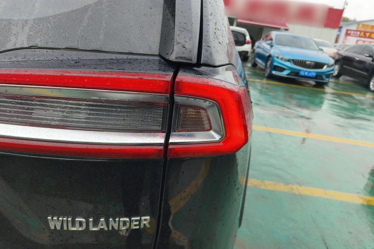 Used Toyota Wildlander 2022 2.0L CVT Two-Wheel Drive Luxury PLUS Edition
