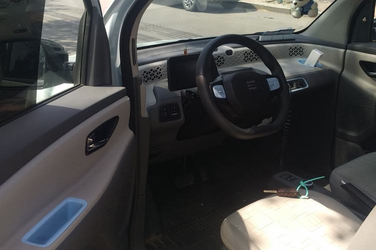 Used Dongfeng Fengon MINIEV 2022 Candy Edition Half-Sugar Driver Seat