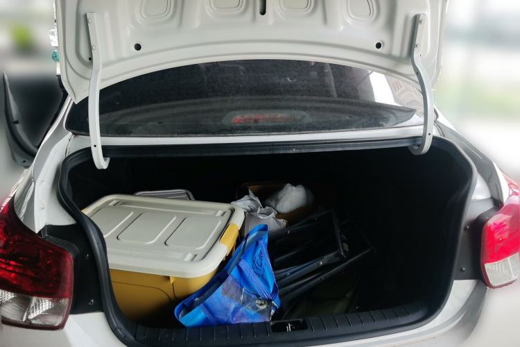 Used Hyundai Verna (older generation) 2020 1.4L Manual GL Refreshed Edition Trunk