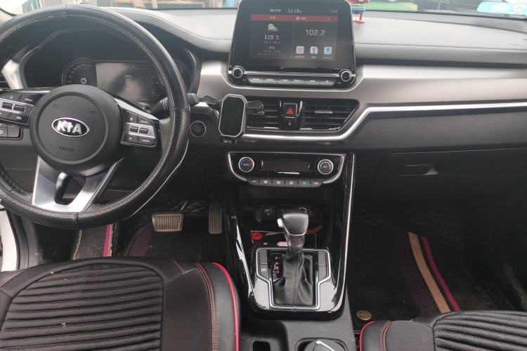 Used Kia Sportage R 2019 2.0L Automatic Smart Luxury Edition Interior 2