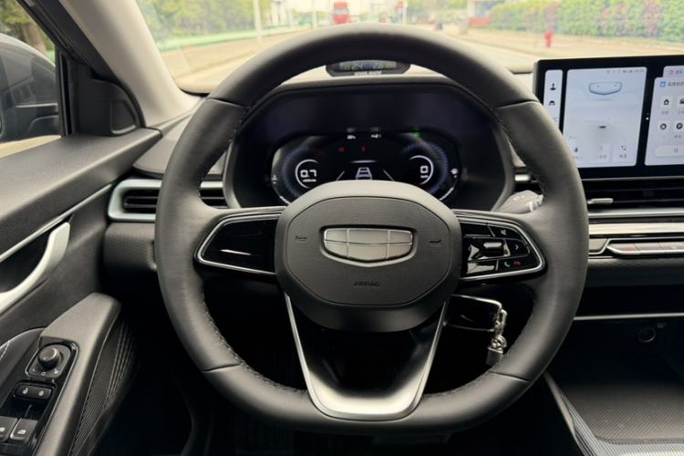 Used Geely Auto Emgrand 2025 4th Generation 1.5L Manual – Dragon Edition