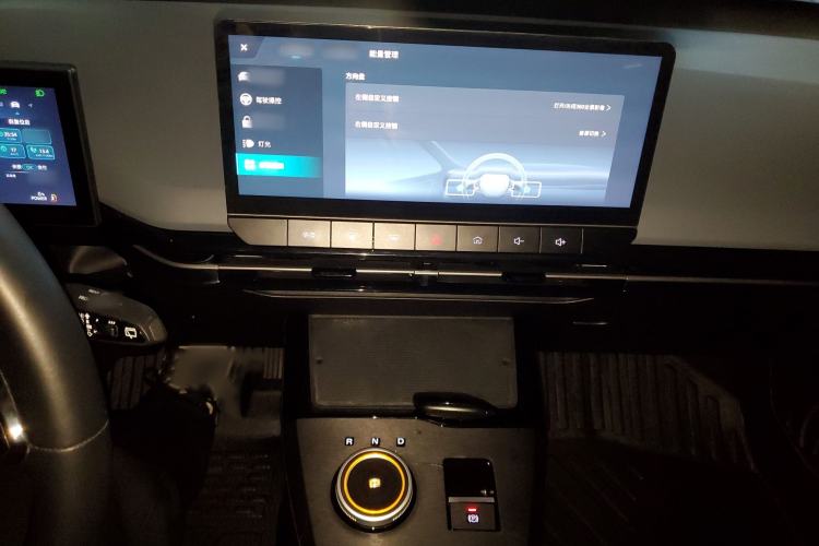 Used MG 4 EV 2023 415 km Range Sea-Faring Champion Edition Audio And AC Panel