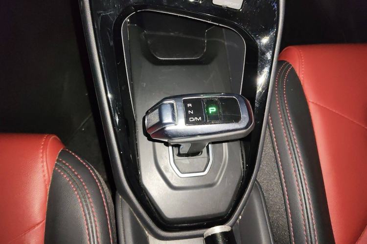 Used Haval H2s 2017 Red-Label 1.5T Dual-Clutch Luxury Model