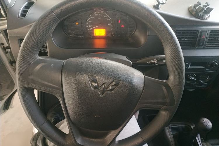 Used Wuling Rongguang Small Truck 2023 1.5L Single-Row LAR