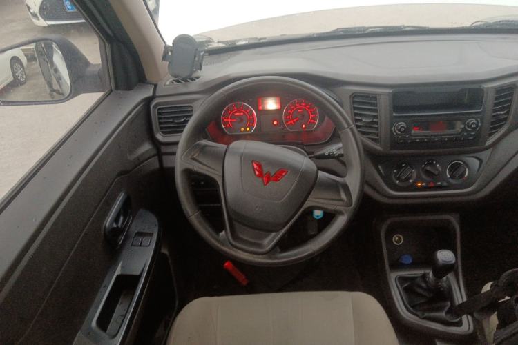 Used Wuling Hongguang V 2021 1.5L Jingqu Version LAR
