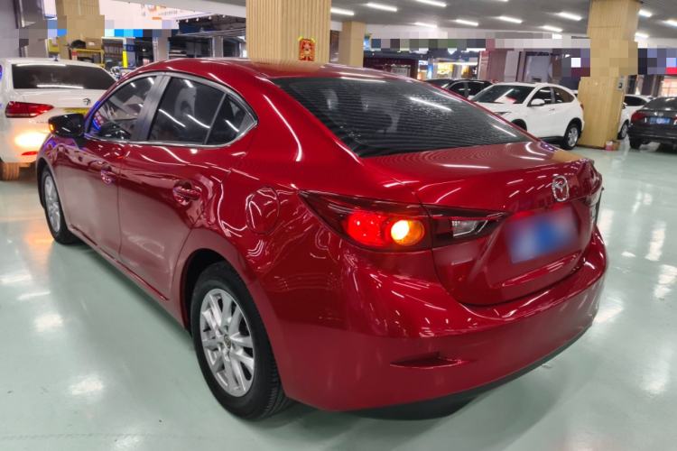 Used Mazda Mazda 3 Axela 2016 Sedan 1.5L Automatic Luxury Model
