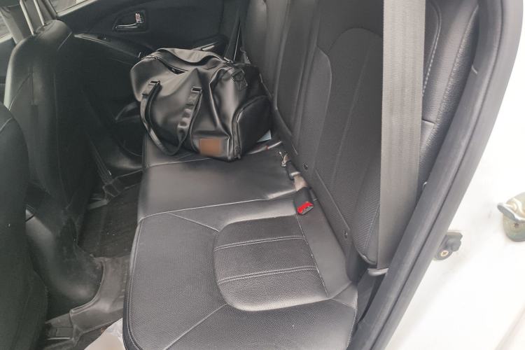 Used Hyundai ix35 2012 2.0L Automatic Two-Wheel Drive Elite Edition GLS Left Rear Seat