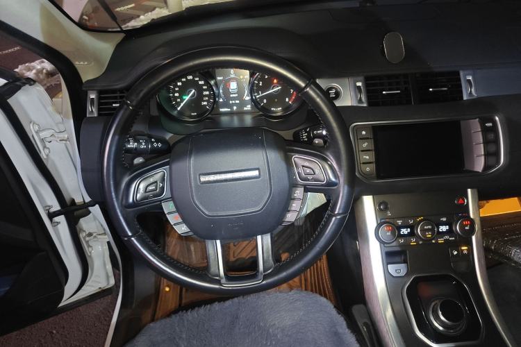 Used Land Rover Range Rover Evoque 2017 2.0T PURE Style Edition
