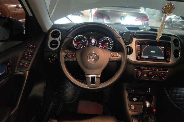 Used Volkswagen Tiguan 2016 300TSI Automatic Two-Wheel Drive Luxury Edition Steering Wheel
