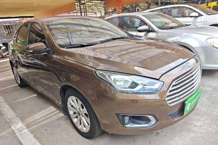 Used Ford Escort 2015 1.5L Automatic Fashion Model

