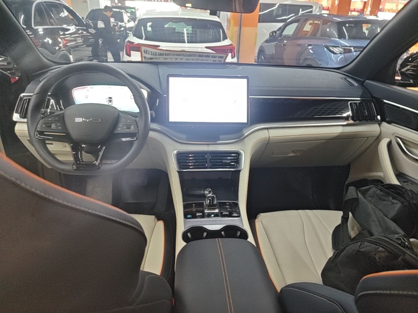 BYD Song PLUS New Energy 2023 Champion Edition EV 520KM Prestige Model — снимка 12