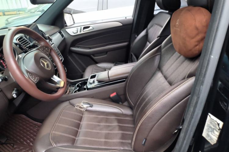 Used Mercedes-Benz GLE 2016 GLE 300 d 4MATIC Left Front Seat