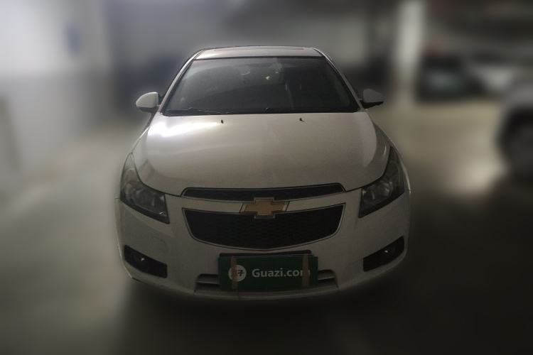 Used Chevrolet Cruze 2013 Hatchback 1.6L Manual Luxury Model
