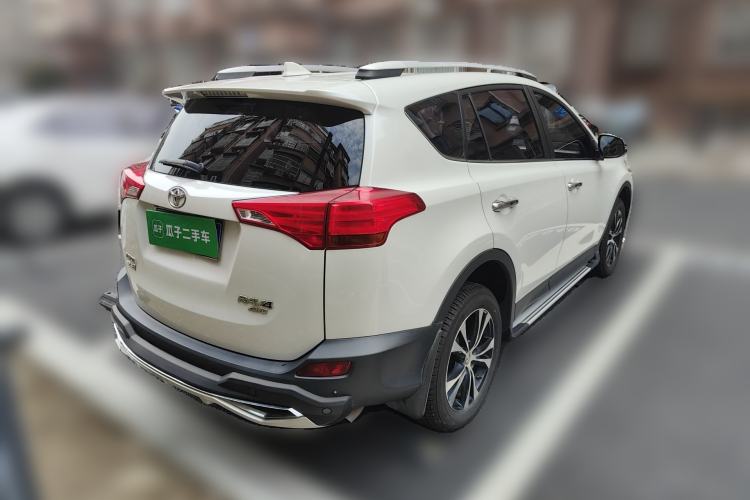 Used Toyota RAV4 2015 2.5L Automatic 4x4 Elite Edition