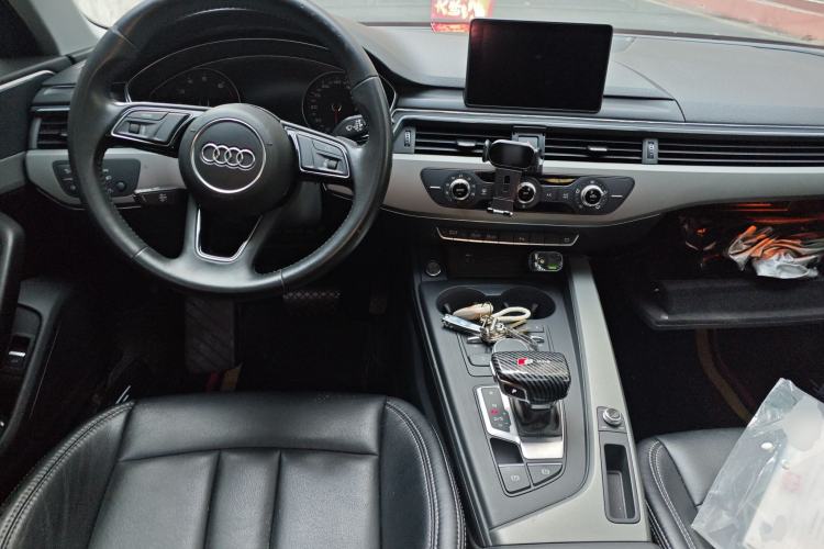 Used Audi A4L 2018 30th Anniversary Edition 40 TFSI Trendy Model