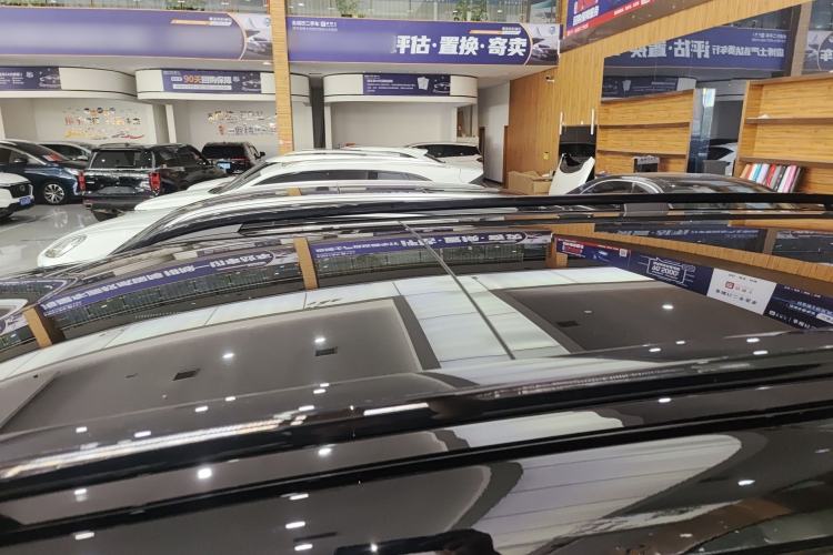 Used Hima AITO M9 2025 Extended-Range Ultra Version 52 kWh 6-Seater Roof