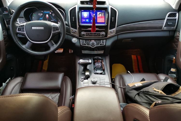 Used Haval H9 2020 2.0T Gasoline 4WD Premium Edition 5 Seats Center Console