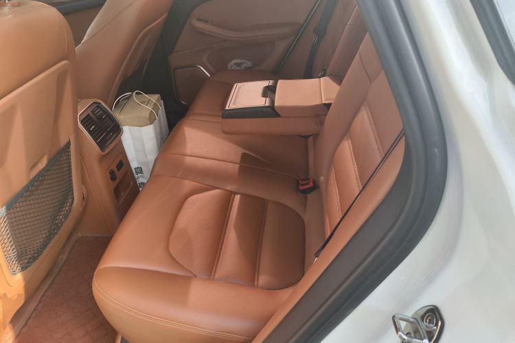 Used Zotye SR9 2017 2.0T Automatic Ultimate Light Edition
