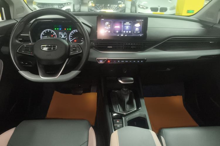 Used Geely Auto Emgrand S 2022 1.4T CVT Crossover Player Edition Center Console