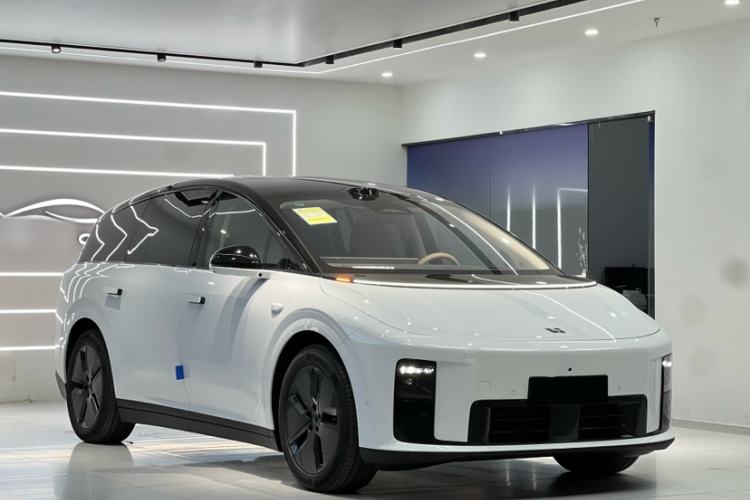 Used Li Auto Li Auto i8 2025 Model Standard Version