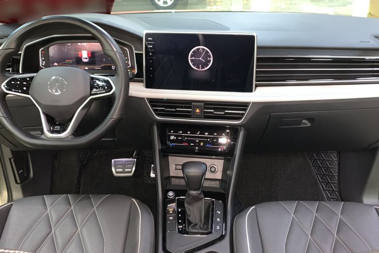 Used Volkswagen Tiguan L 2022 330TSI Automatic Two-Wheel Drive R-Line Enhanced Edition
