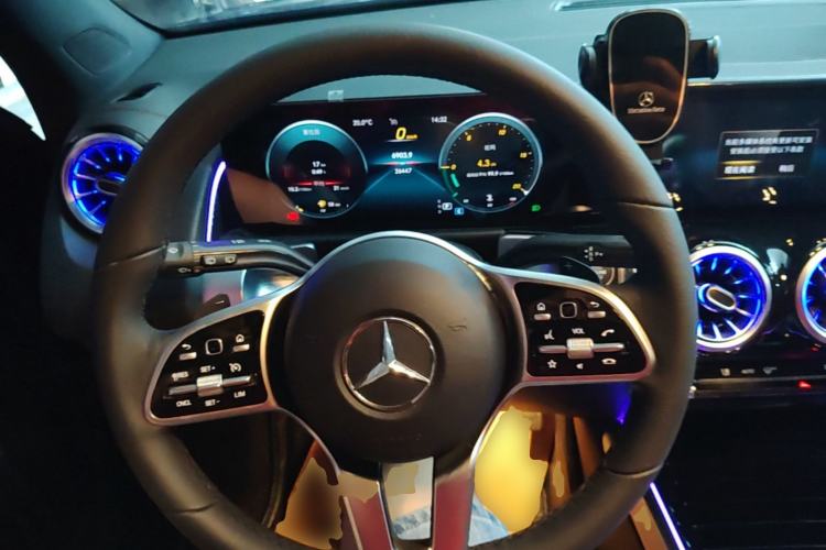 Used Mercedes-Benz GLB 2022 Refresh GLB 200 Dynamic Edition