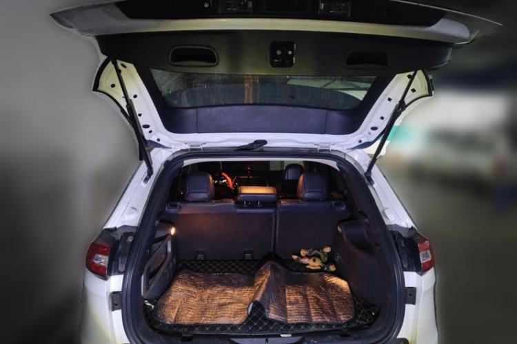 Used Jeep Cherokee 2016 2.4L Leading Edition
