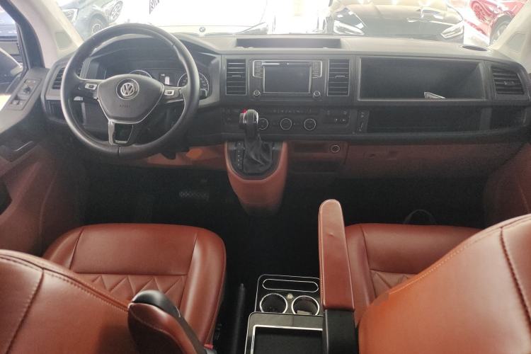 Used Volkswagen Caravelle 2018 2.0 TSI 4x4 Comfort Edition 7 Seats Center Console